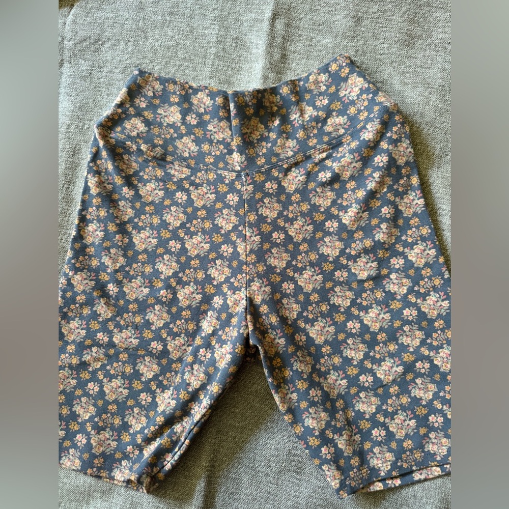 Natural Life Shorts